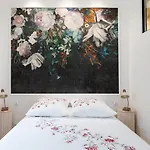 Style4rent Luxury Old Town Apartment *